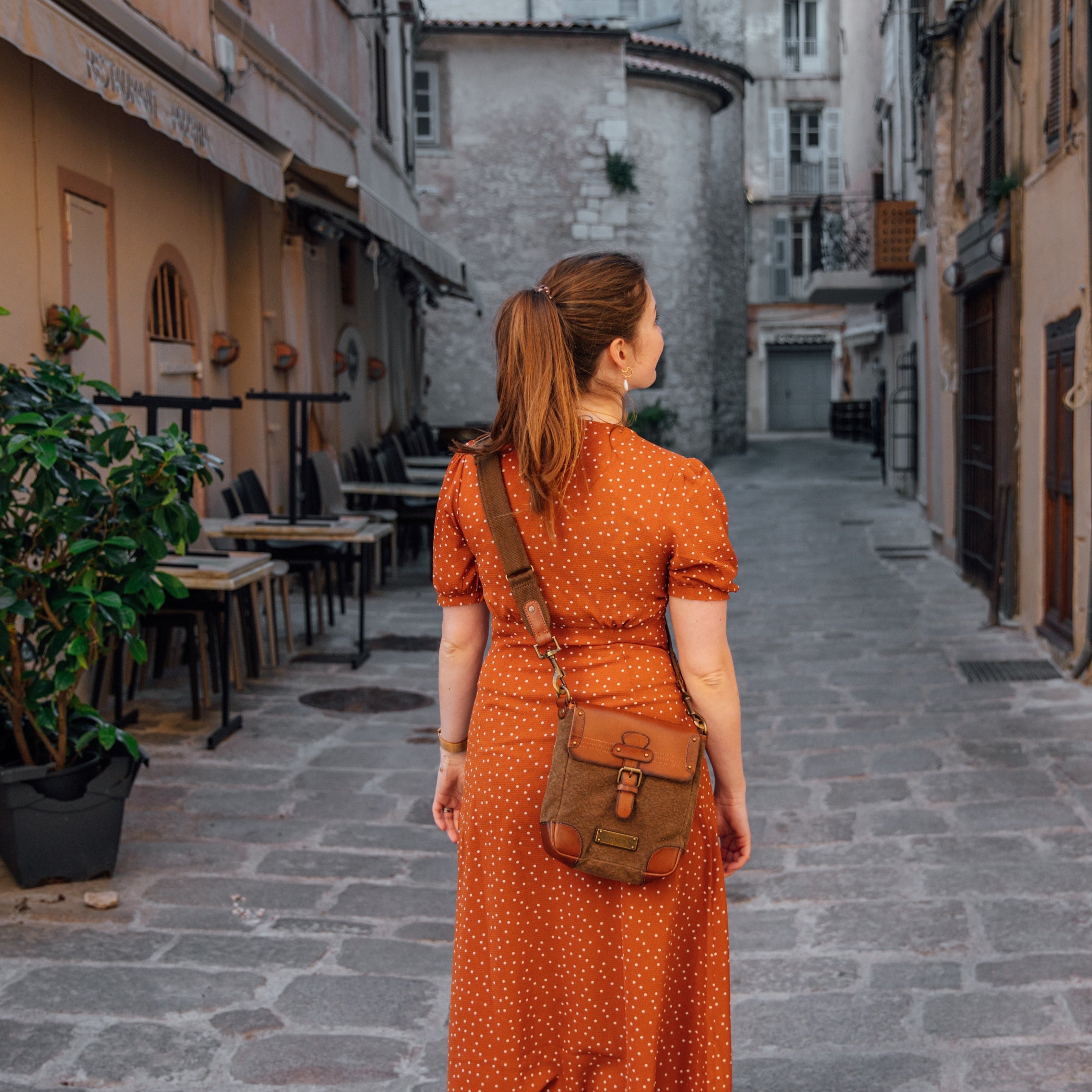 Luxury canvas bags for women sale in india