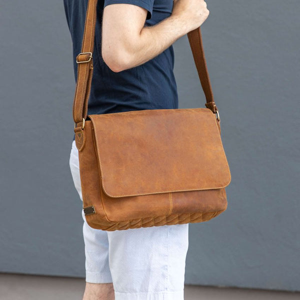 Cognac-Brown Hero