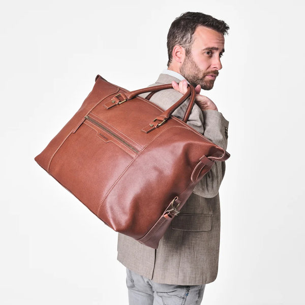 Chestnut-Brown Hero