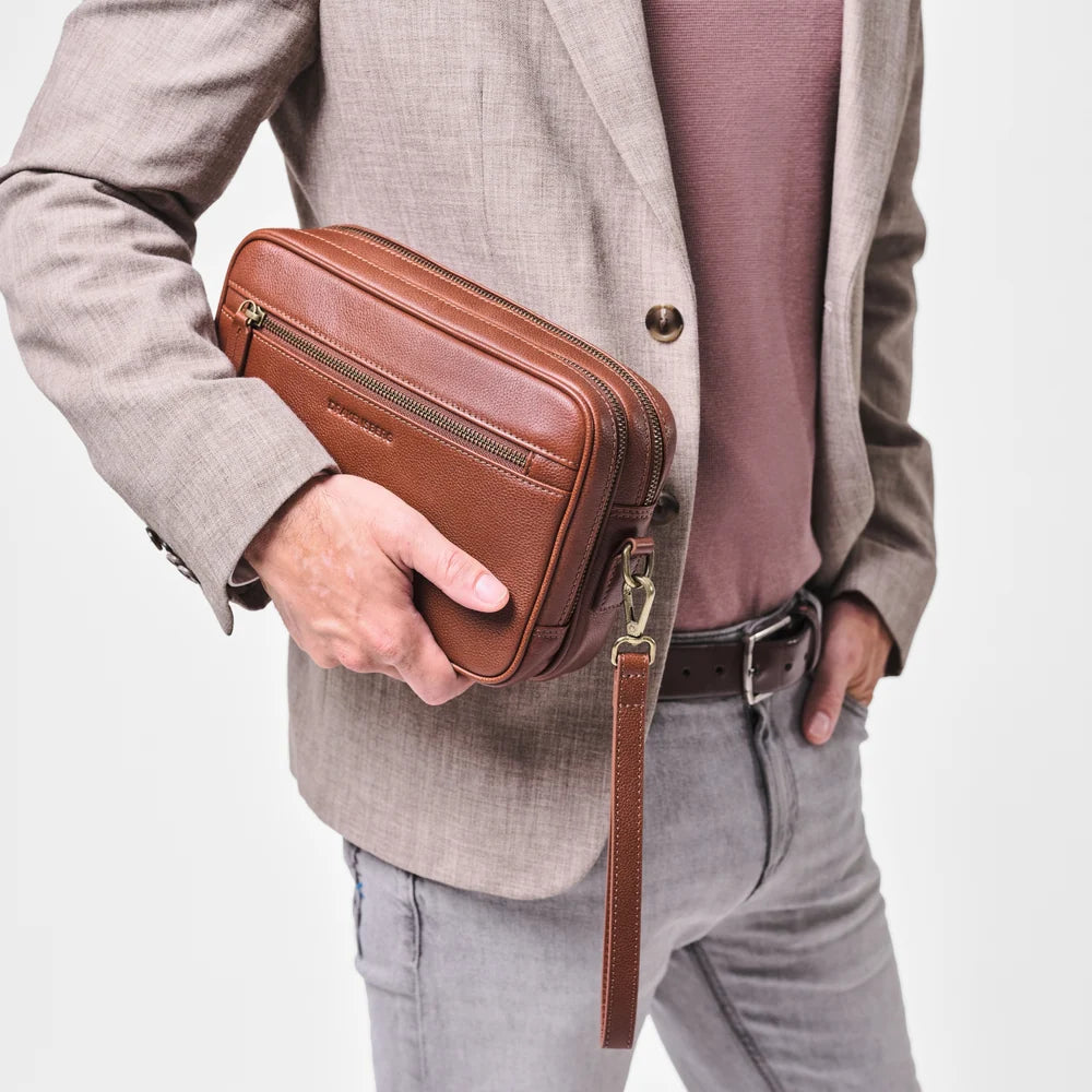 Chestnut-Brown 